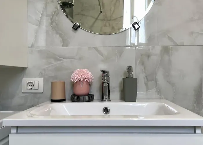 53° Bs Skanderbeg Center Comfort * Tirana