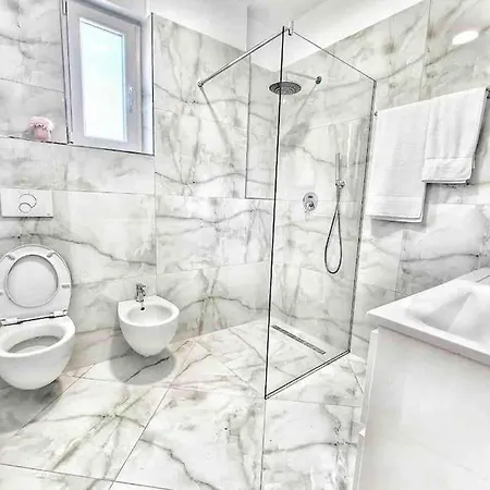 53° Bs Skanderbeg Center Comfort * Тирана
