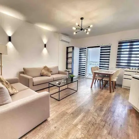 Apartmán 53° Bs Skanderbeg Center Comfort *